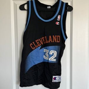 Tyrone Hill Vintage NBA Cavs Jersey